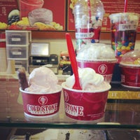 Photo taken at Cold Stone Creamery by Estephen S. on 6/4/2012