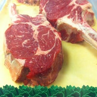 Снимок сделан в Acme Meat Market LTD. пользователем Sherry L. 5/5/2012