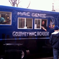 Photo taken at Mac Genie Truck by Qatadah N. on 2/3/2012