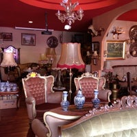 Photo taken at Sawdust Antique by Apple W. on 7/15/2012