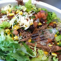 Photo taken at Chipotle Mexican Grill by Erik M. on 7/5/2012