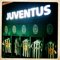 Juventus Store (Now Closed) - Sporting Goods Shop in Milano