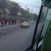 Photo taken at คิวรถตู้แยกสุขสมาน by ภัคภาคิน ก. on 4/27/2012