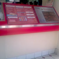 Photo taken at Domino&amp;#39;s Pizza by Swarmer on 9/7/2012