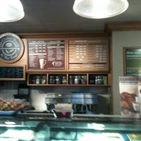 Photo taken at The Coffee Bean &amp;amp; Tea Leaf by Lindsay-Lu W. on 2/13/2012