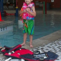 Foto diambil di Fairmont Aquatic Center oleh Whitney L. pada 7/18/2012