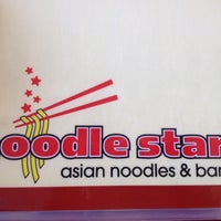 Foto scattata a Noodle Star da Adam R. il 5/14/2012