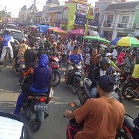 Photo taken at Pasar Kaget Minggu Pagi Puri Gading by Dody Kusuma m. on 4/15/2012
