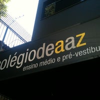 รูปภาพถ่ายที่ _A_Z - Colégio e Vestibular de A a Z โดย Michelle R. เมื่อ 7/27/2012