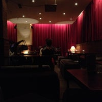 3/10/2012にJavier F.がDusk Barで撮った写真