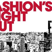 Photo taken at Fashion&amp;#39;s Night Out #FNO - JProtege.com by __TR3V on 9/6/2012