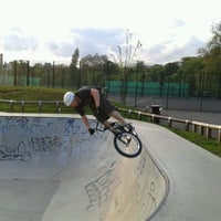 Photo taken at Clissold wheels skatepark by Jose Maria S. on 5/8/2012
