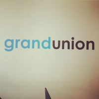 Foto tomada en The Grand Union Paris  por Madame Q. el 6/27/2012