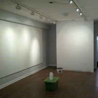 4/3/2012 tarihinde Graeme L.ziyaretçi tarafından #Hashtag Gallery'de çekilen fotoğraf