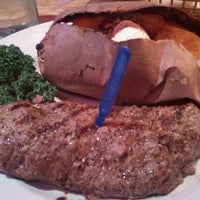 Photo taken at Logan&#39;s Roadhouse by Brennen H. on 3/7/2012