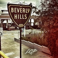 Photo taken at Beverly Hills Gateway by Taguro I. on 8/19/2012