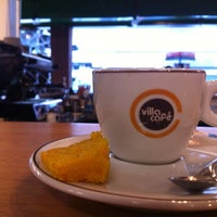 6/23/2012 tarihinde Rafael C.ziyaretçi tarafından Floriano | Livraria &amp;amp; Café'de çekilen fotoğraf