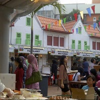 Photo taken at Jakarta Food &amp;amp; Fashion Festival 2012 by Ciput t. on 5/27/2012