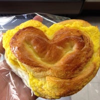 Photo taken at Hong Kong Bakery by Leslie W. on 4/14/2012