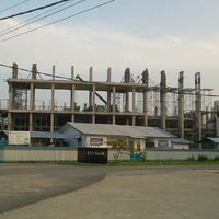 Photo taken at Proyek Wika futsal Venue Tembilahan by Sari M. on 7/28/2012