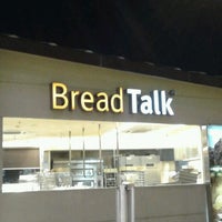 Photo taken at BreadTalk by Hasanudin P. on 7/1/2012