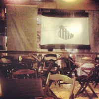6/21/2012 tarihinde Zeca A.ziyaretçi tarafından Vira Copos - Bar e Grill'de çekilen fotoğraf