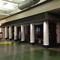 gilly hicks stores