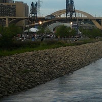 Снимок сделан в River&amp;#39;s Edge Music Festival пользователем Christina G. 6/25/2012