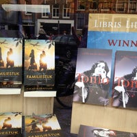 Photo taken at Island Bookstore by Tamara V. on 5/19/2012