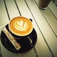 8/19/2012 tarihinde jwönziyaretçi tarafından espressolab'de çekilen fotoğraf