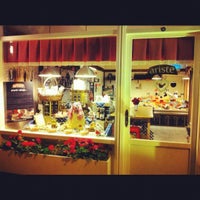 6/6/2012にMete T.がAriste Peynir Dükkanıで撮った写真