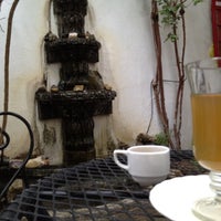 8/13/2012 tarihinde P3PHSziyaretçi tarafından Café Carcamanes'de çekilen fotoğraf