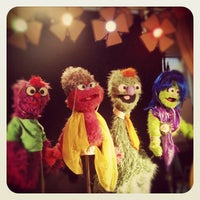 Foto tirada no(a) Puppet Kitchen por Eric W. em 8/12/2012