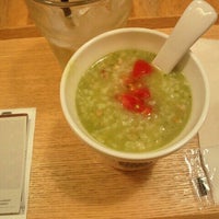 Photo taken at Soup Stock Tokyo 六本木ヒルズ店 by IEMOTO from NOGE 家. on 7/31/2012
