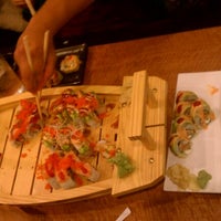 รูปภาพถ่ายที่ Taiko Sushi โดย Donald C. เมื่อ 3/18/2012