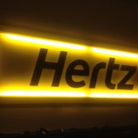 Foto tomada en Hertz  por Michael A. el 4/18/2012