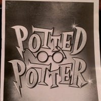 Foto scattata a Potted Potter at The Little Shubert Theatre da Elena A. il 9/1/2012