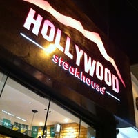 รูปภาพถ่ายที่ Hollywood Steakhouse โดย Ana Cristina Mokdeci®  เมื่อ 3/15/2012