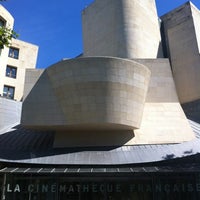8/17/2012 tarihinde Simone H.ziyaretçi tarafından La Cinémathèque Française'de çekilen fotoğraf