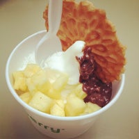 Photo taken at Pinkberry by Taryn T. on 6/20/2012