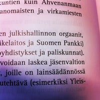 Photo taken at Helsingin yliopisto, Oikeustieteellisen tiedekunnan kirjasto by Sara R. on 5/16/2012