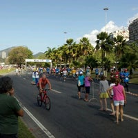 Photo taken at XVI Meia Maratona Internacional do Rio de Janeiro 2012 by Allan C. on 8/19/2012