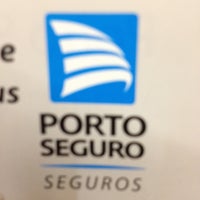 Photo taken at Porto Seguro Seguros by Demétrio T. on 2/10/2012