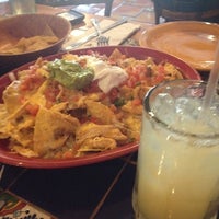Foto tirada no(a) Cocina Medina mexican restaurant por Julia T. em 7/11/2012