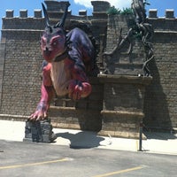 7/13/2012 tarihinde Jonise B.ziyaretçi tarafından Ghostly Manor Thrill Center'de çekilen fotoğraf