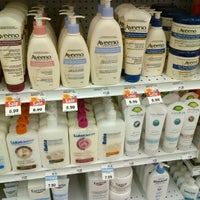 Photo taken at Shoppers Drug Mart by Leigh M. on 2/2/2012