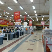 Photo taken at Futurama Supermercados by Adriano R. on 8/11/2012
