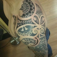 Photo taken at Top Hat Tattoo by Rod on 4/27/2012
