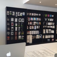 Photo taken at UDEM Apple Authorized Campus Store by Ary Y. on 2/18/2012