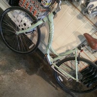 Foto tomada en The Bike Rack  por Chelsey el 8/31/2012